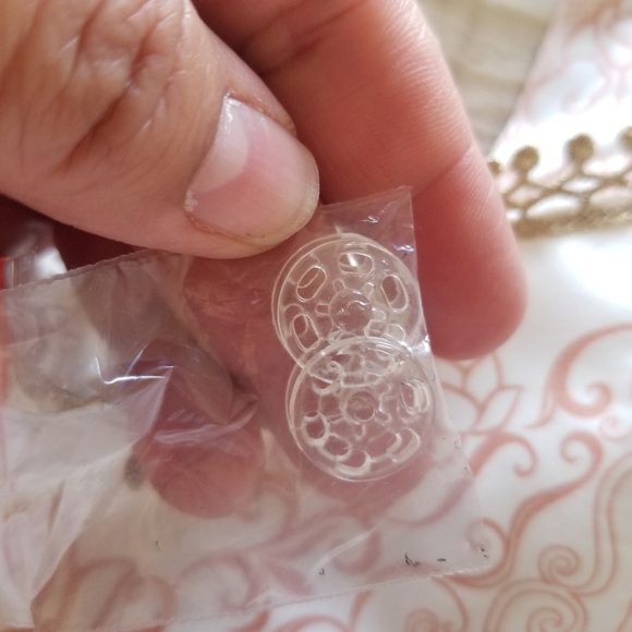 Victorian Ocelot Orange Cat Tags - Picture 5 of 10